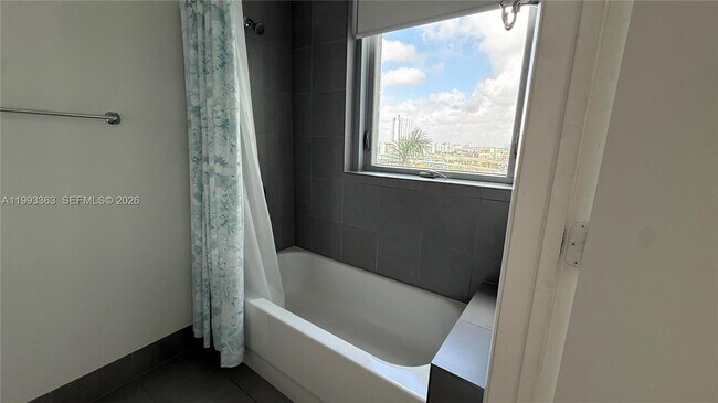 Building Photo - 92 SW 3rd St