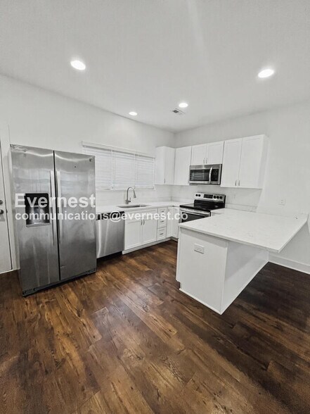 Building Photo - 300 Stewarts Ferry Pike