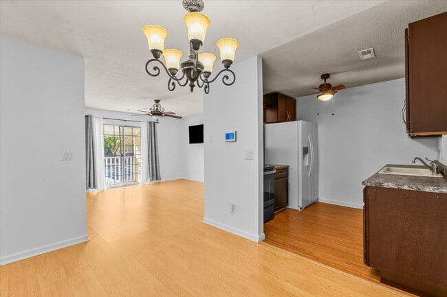 Building Photo - 5521 Hornaday Rd