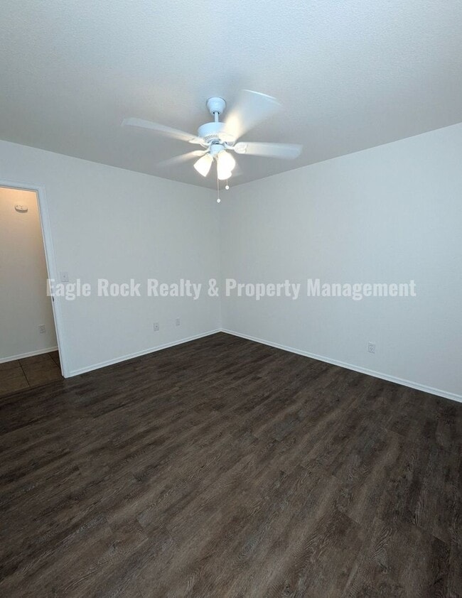 Building Photo - Bixby Home for Rent (3beds/2baths)