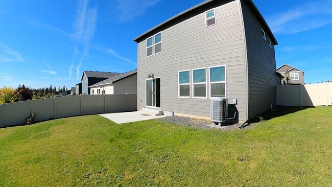 Building Photo - 5505 W Youngstown Ln