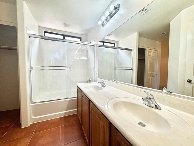 Building Photo - 3BR/2BA/2CG, 1561 sq.ft. rental in Sierra Vista, AZ