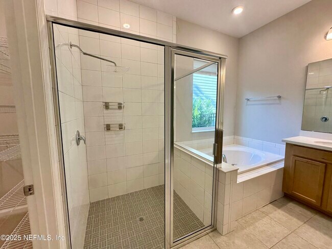Building Photo - 453 Windley Dr