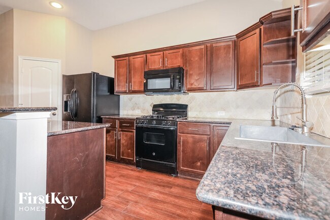 Building Photo - 979 Arbor Way