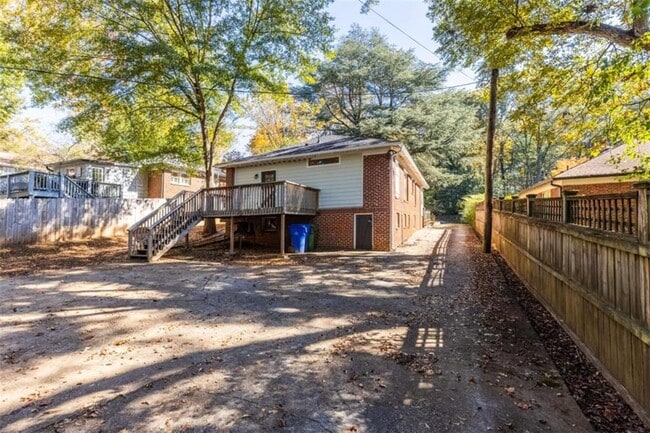 Building Photo - 987 Alloway Pl SE