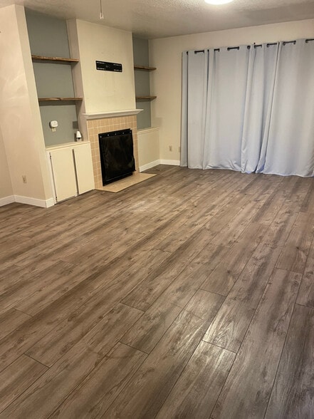 Primary Photo - 603 SE 148th Ave