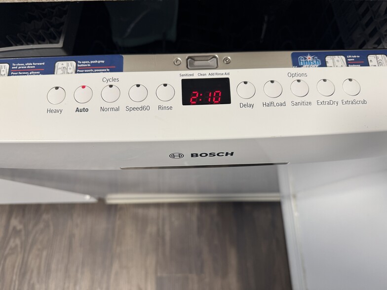 Bosch dishwasher - 1502 S Boulder Ave