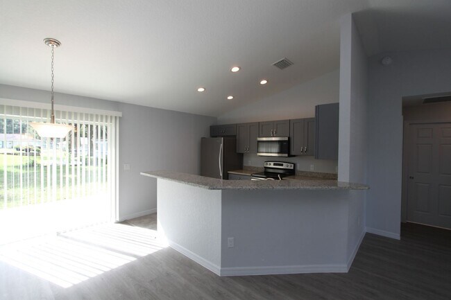 Building Photo - Spacious 3-Bedroom Home with No HOA, Pet-Friendly & Natural Gas – Summerfield Living