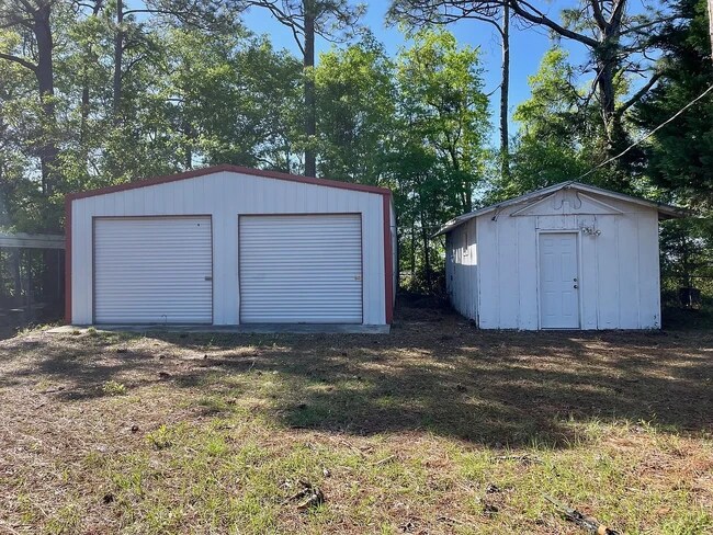 Building Photo - 34 Northwood Dr