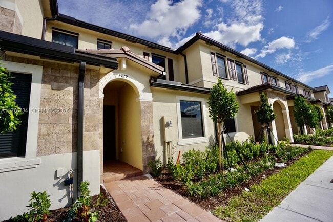 Building Photo - 3429 W 111th Pl