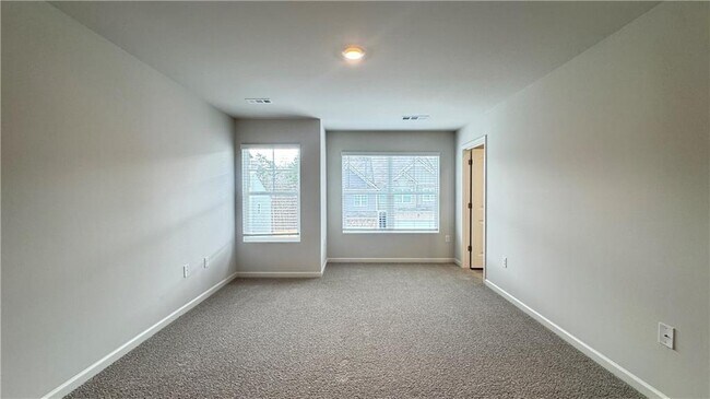 Building Photo - 405 Stoneybrook Dr