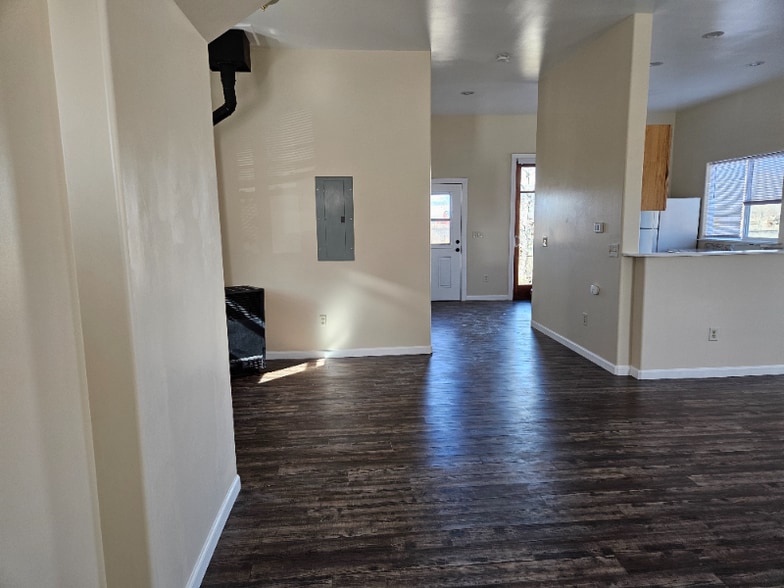 Building Photo - 121 Green St