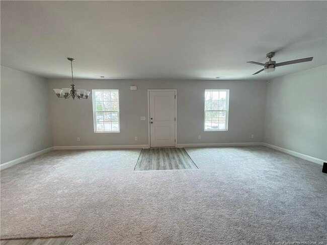 Building Photo - 116 Phillips St