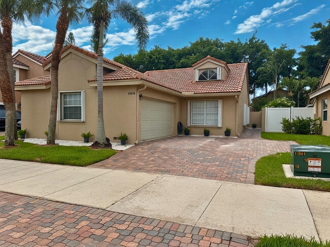Primary Photo - 10194 Allegro Dr