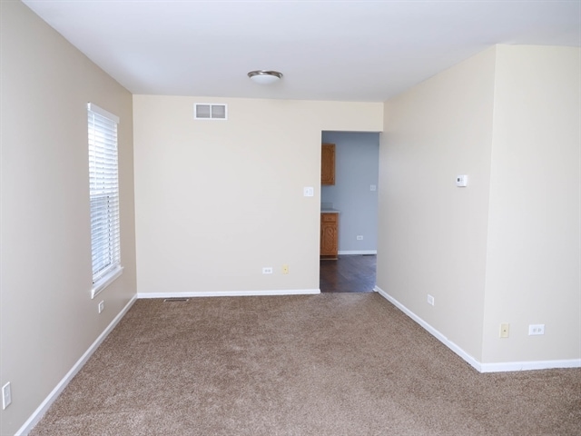 Building Photo - 1309 Bluejay Ln