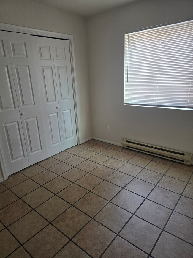 Building Photo - 920 N Belvedere Ave