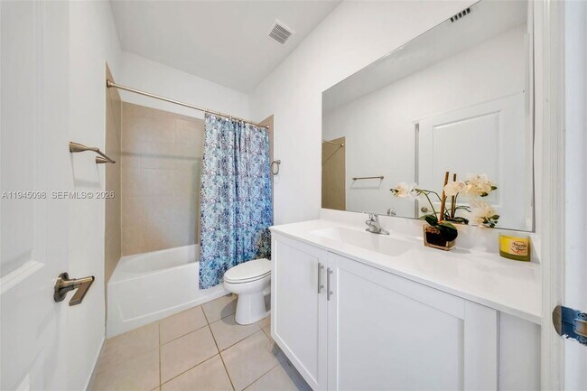 Building Photo - 26990 SE 19th St