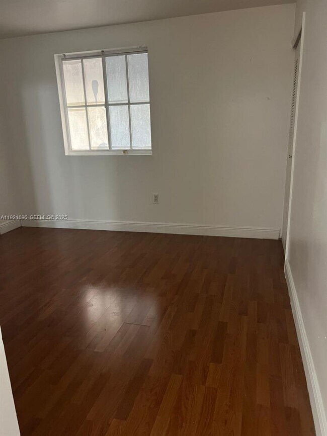 Building Photo - 6045 NW 186th St