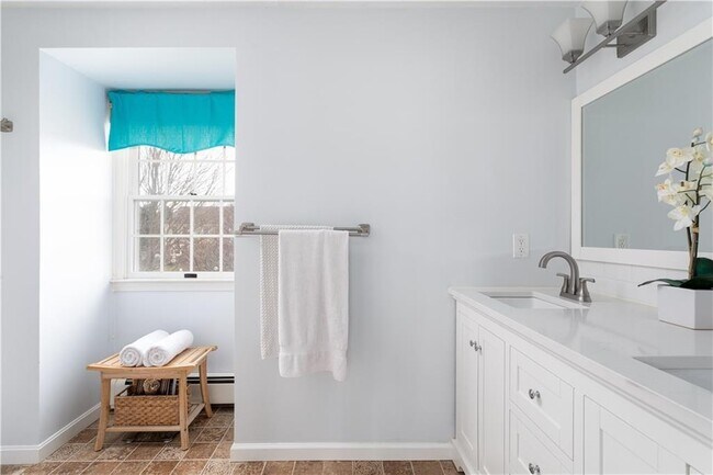 Building Photo - 45 Windstone Dr