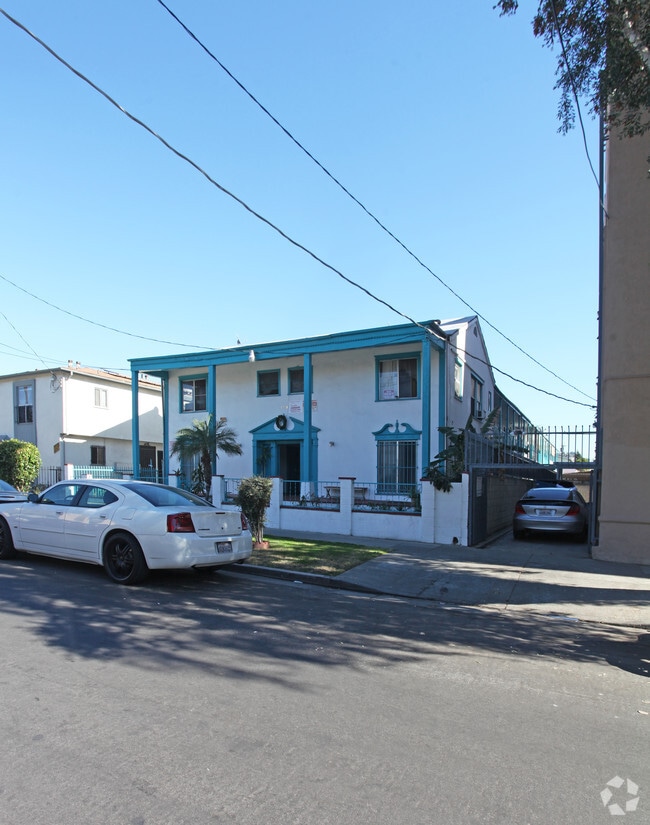 Building Photo - 1210 N Berendo St