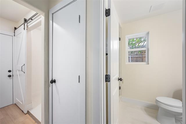 Building Photo - 2609 Dalgreen Dr