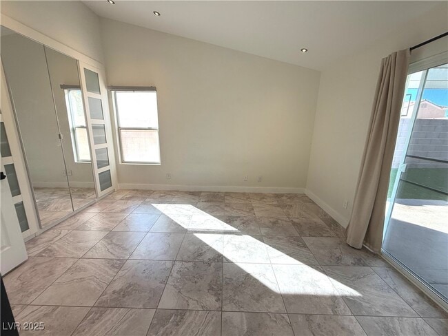 Building Photo - 5908 Red Saturn Dr