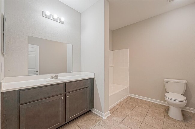 Building Photo - 4813 Palisade Dr