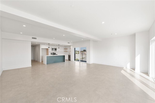 Building Photo - 6025 Craner Ave