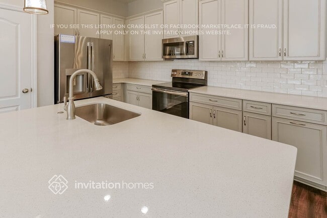 Building Photo - 1233 Chittamwood Ct