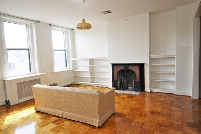 Building Photo - 1513 Bolton St