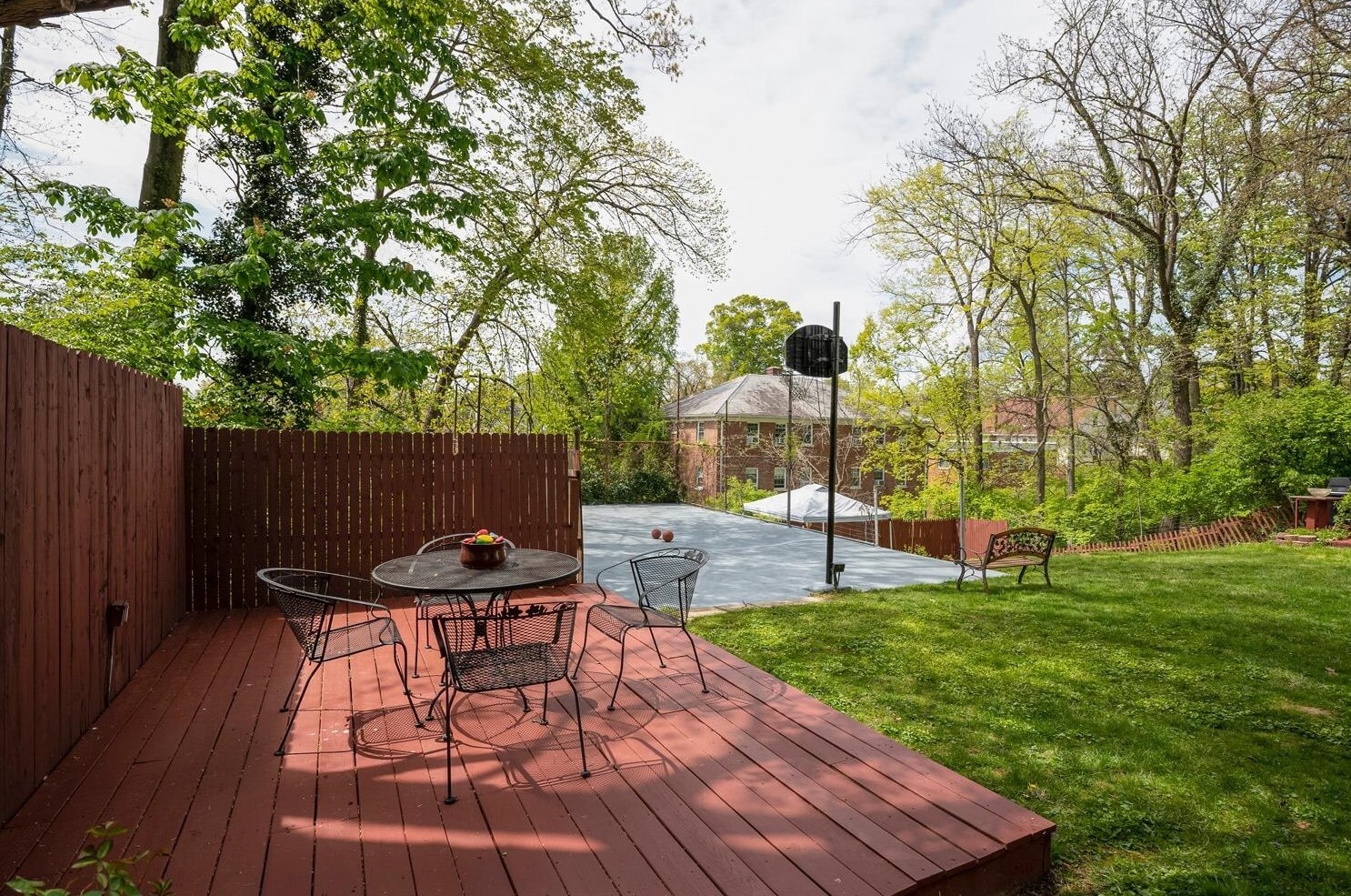 Your own outdoor deck - 1211 Isis Ave