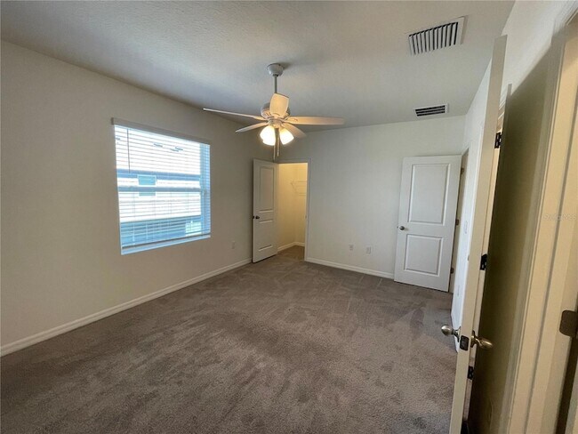 Building Photo - 2883 Peony Pr Ln