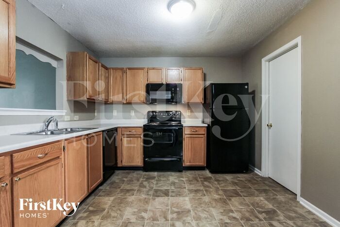 Building Photo - 6614 Black Antler Dr