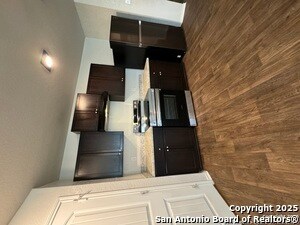 Building Photo - 2845 Lindenwood Run