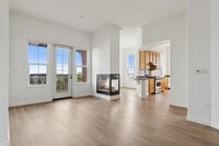 Building Photo - 88 S Broadway
