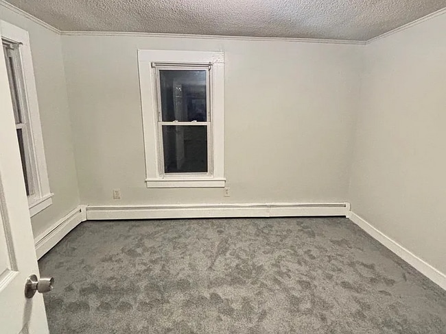 Building Photo - Bright & Updated 2-Bedroom in Prime Watertown
