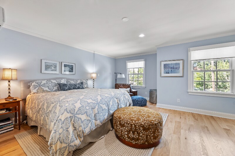 Building Photo - 78 Legare St
