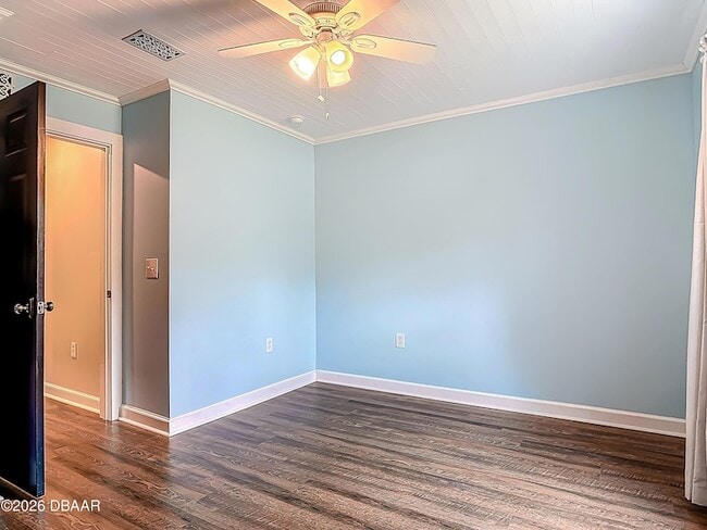 Building Photo - 14 Zollinger Pl