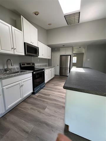 Building Photo - 424 Grace Dr