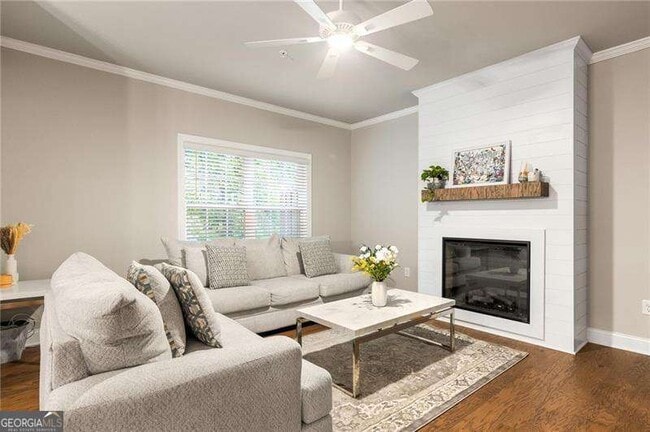 Building Photo - 1603 Glenivy