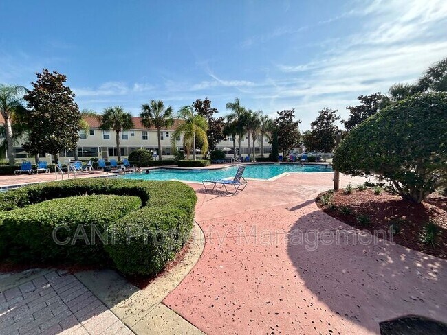 Building Photo - 1134 S Beach Cir