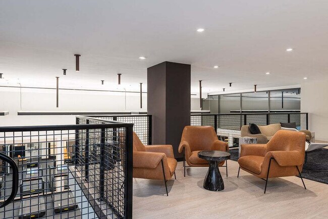 Building Photo - 225 N Miami Ave