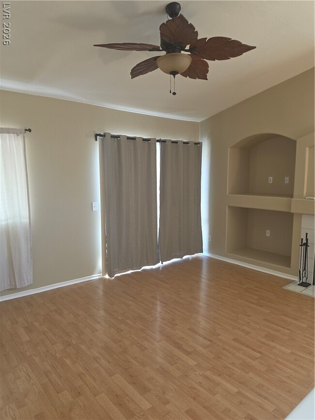 Building Photo - 9740 Panorama Cliff Dr