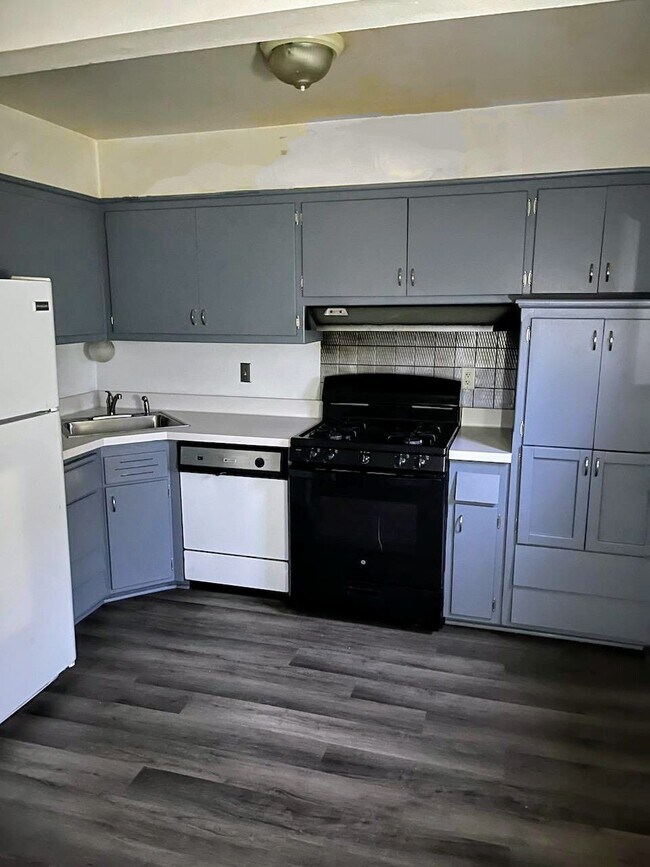 Building Photo - 4505 N 84th St