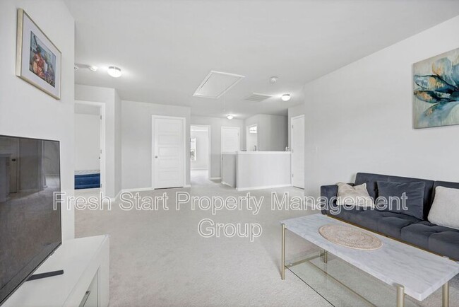 Building Photo - 300 Barony Pl Dr