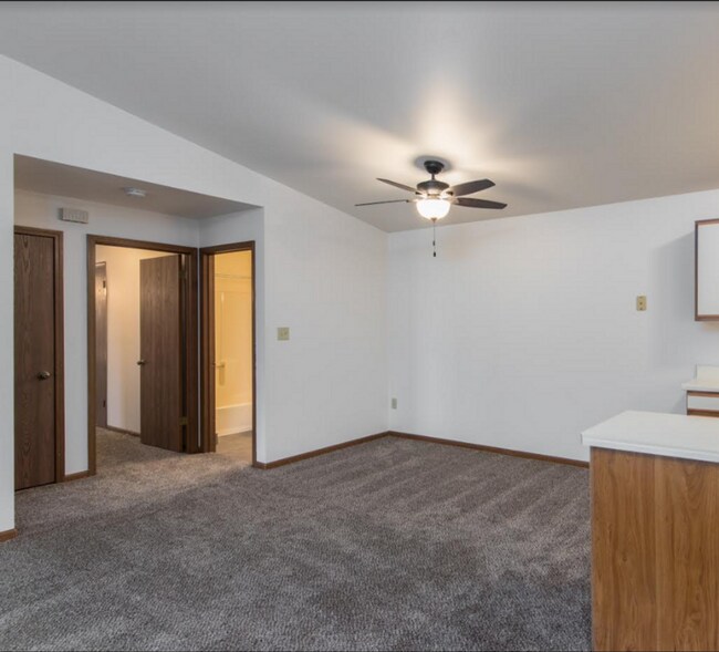 Building Photo - 6300 80th Pl