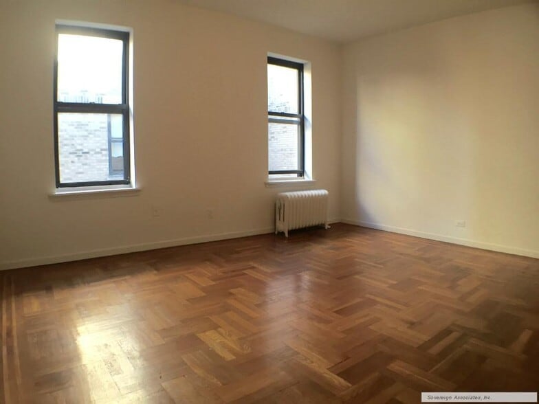 Building Photo - 590 Fort Washington Ave