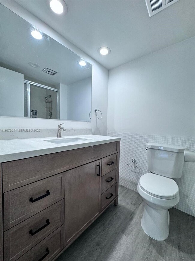 Building Photo - 4010 Galt Ocean Dr