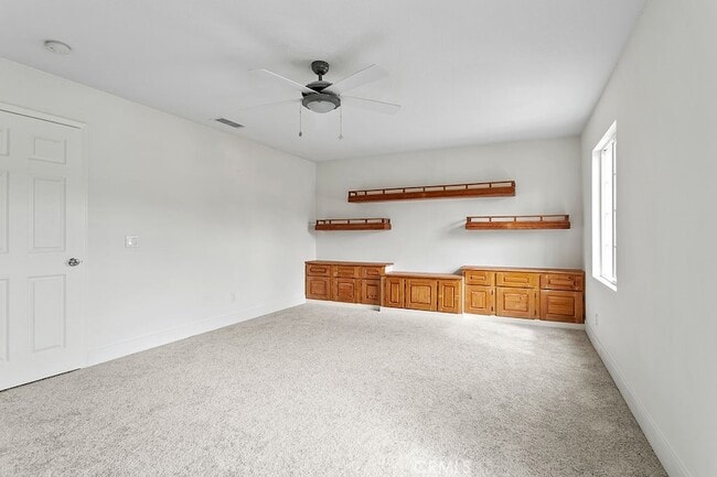 Building Photo - 27901 Glenfield Cir