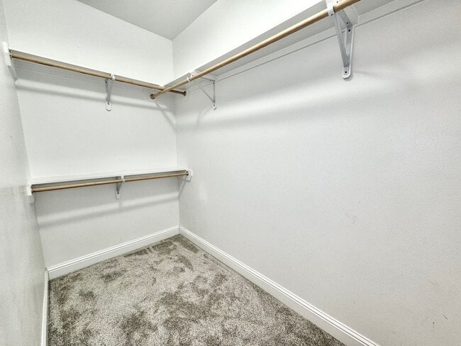 Building Photo - 4 Bedroom House Located in Prairieville with Spacious Rooms and a Large Backyard
